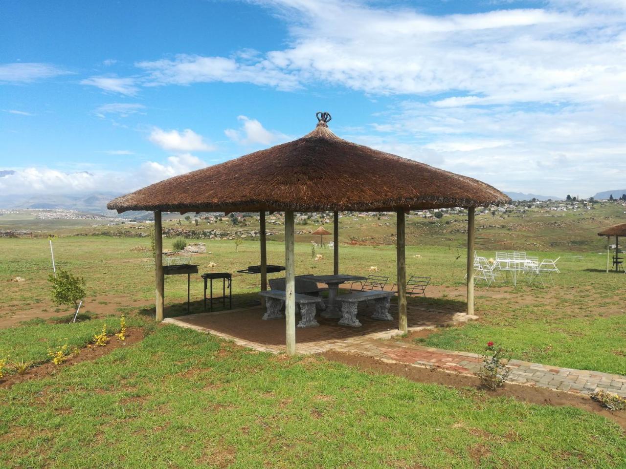 Twilight Breeze Lodge Phuthaditjhaba Екстериор снимка