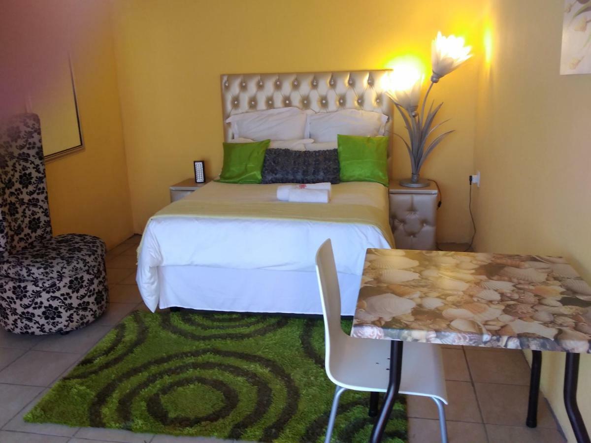 Twilight Breeze Lodge Phuthaditjhaba Екстериор снимка
