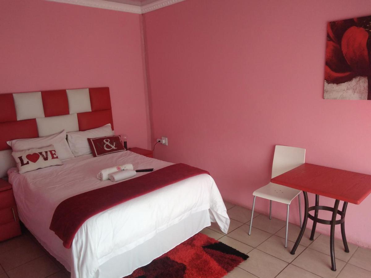 Twilight Breeze Lodge Phuthaditjhaba Екстериор снимка