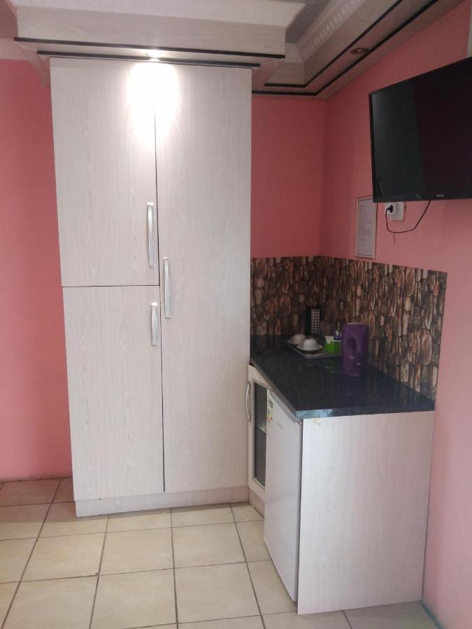 Twilight Breeze Lodge Phuthaditjhaba Екстериор снимка