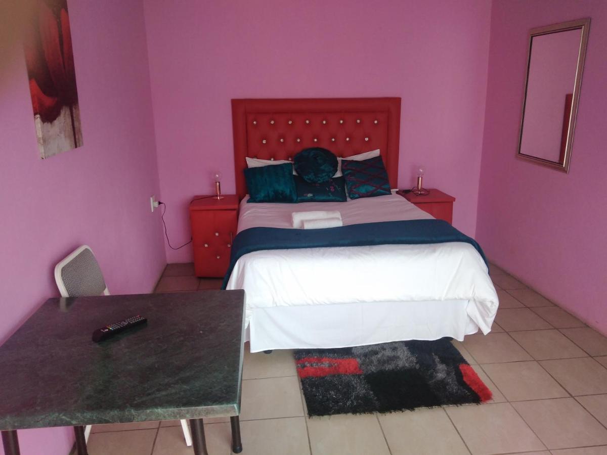 Twilight Breeze Lodge Phuthaditjhaba Екстериор снимка