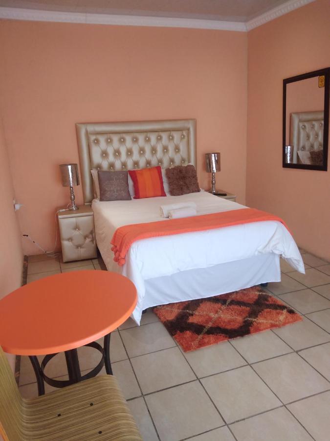 Twilight Breeze Lodge Phuthaditjhaba Екстериор снимка